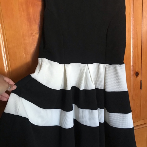 Over the knee dress - Picture 3 of 5